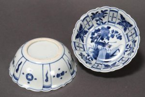 Pair of Shaped Rim Porcelain Bowls